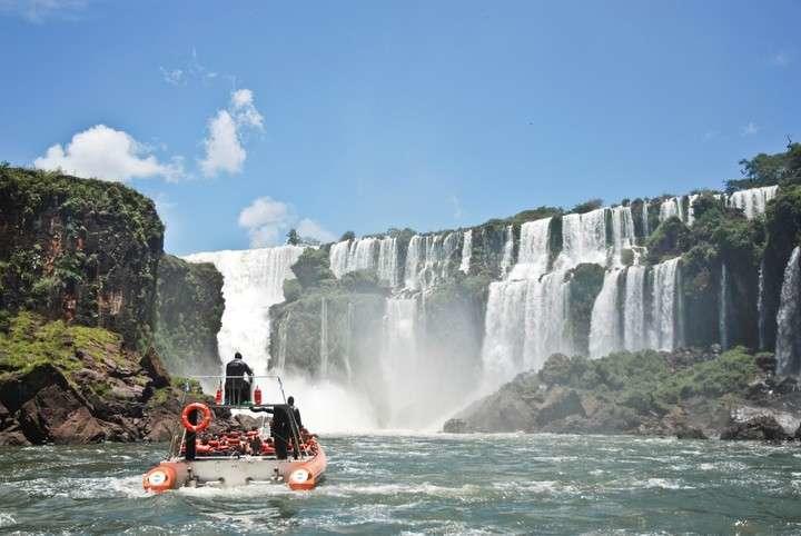 Petit Hotel Panambi Puerto Iguazú Kültér fotó